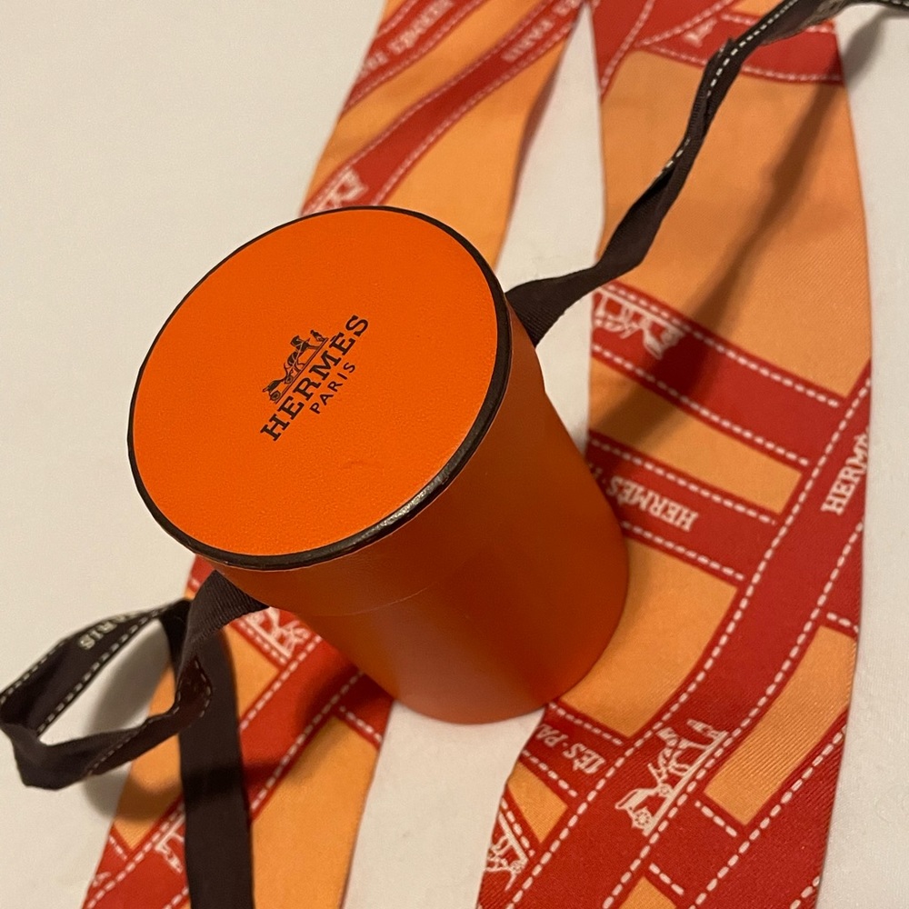 Authentic Hermes twilly